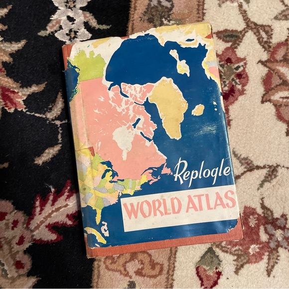 REPLOGLE | Vintage Reference World Globe with Atlas, 10" diameter (c.1954) - Picture 2 of 11